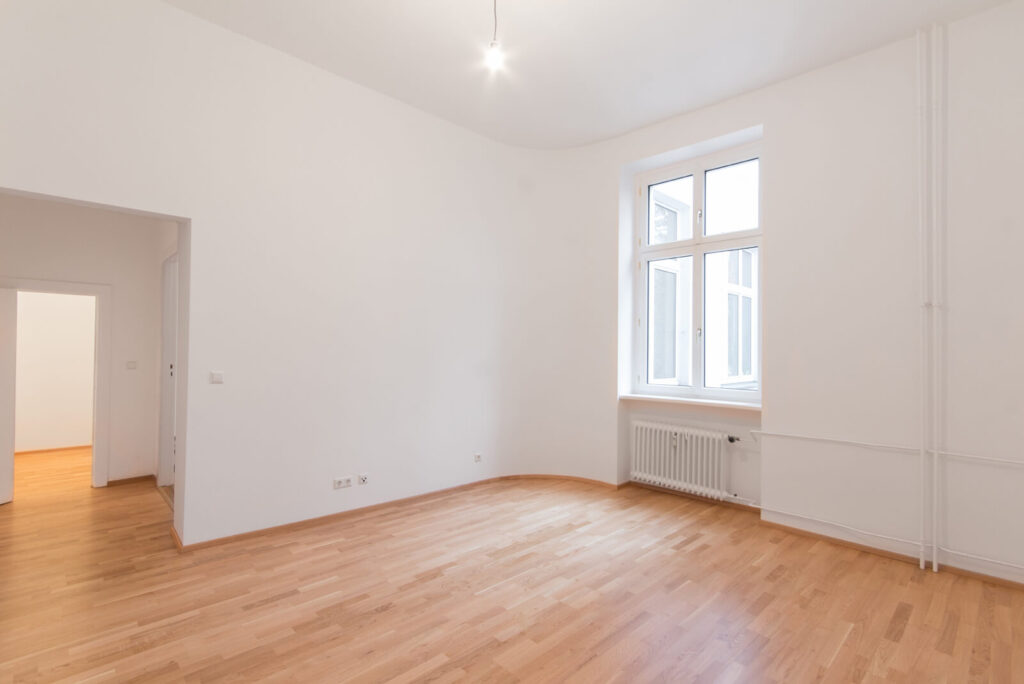 Renovierte entrümpelte Wohnung